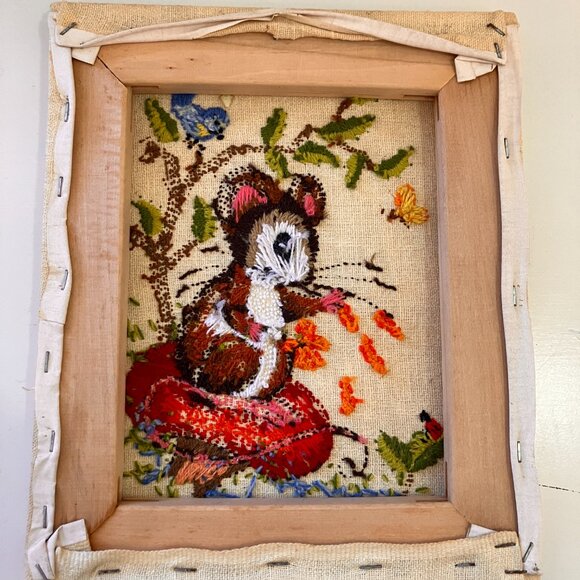1960's Crewel Embroider Woodland Mouse and Friends  Art Piece on Wooden Frame - Picture 8 of 8